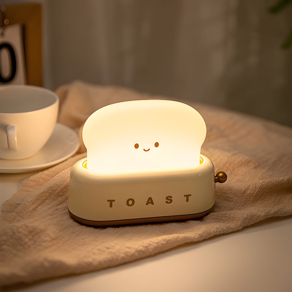 Cute Toast Lamp